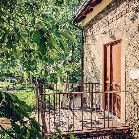 Tenuta Novecento Bioagriturismo 阿杰罗拉