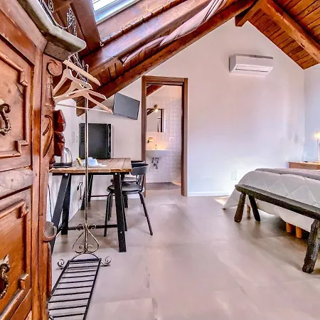 Tenuta Novecento Bioagriturismo * 阿杰罗拉